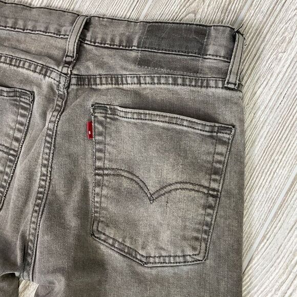 Vintage Levi's Relaxed Straight Leg Men's 30x32 Levis S40196 Gray Wash - Picture 9 of 9